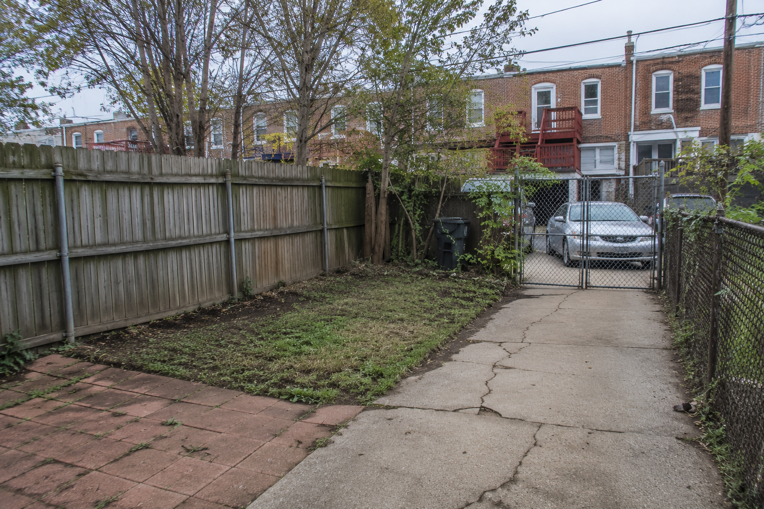 Backyard of a rowhouse investment property